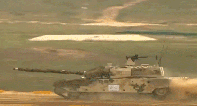 ▲▼中國兵器工業集團16日在內蒙古包頭的「裝甲與反裝甲日」活動。VT5型主戰坦克（圖／翻攝自《觀察者網》）