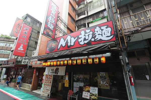 2012年開業的公館店是Mr.拉麵業績最好的分店，月營收近200萬元。