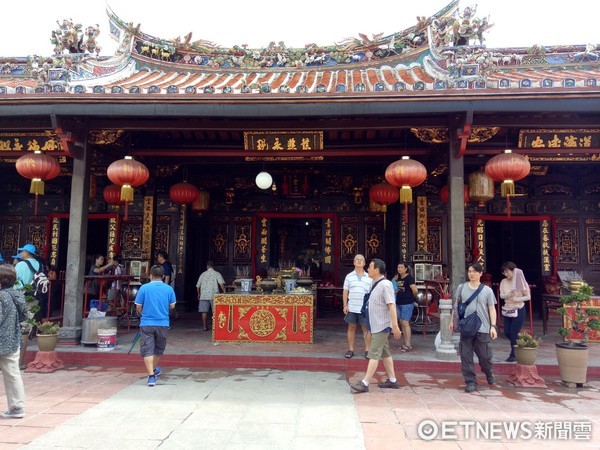 ▲▼馬來西亞馬六甲處在同一條街上的華人廟宇、清真寺、印度興都廟 。（圖／記者戴依婷攝）