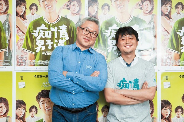 鐵人文創董事長陳偉昌（左）主動邀請連奕琦執導《痴情男子漢》。
