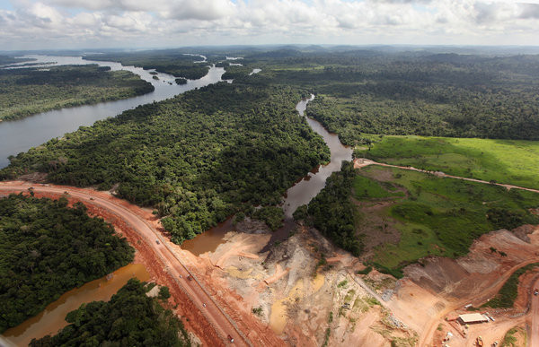 亞馬遜雨林(Amazon Rainforest)已經遭到大肆開發。(圖／CFP)