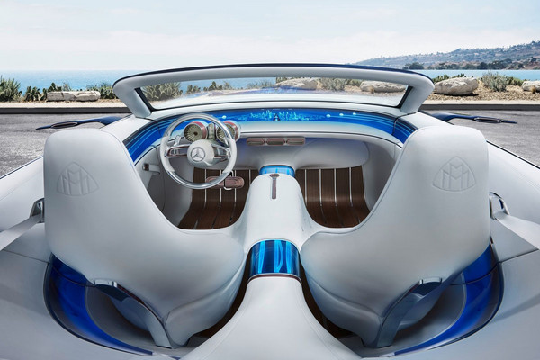 ▲超豪華「陸地遊艇」！邁巴赫概念車結合古典與未來。（圖／翻攝自Mercedes-Benz）