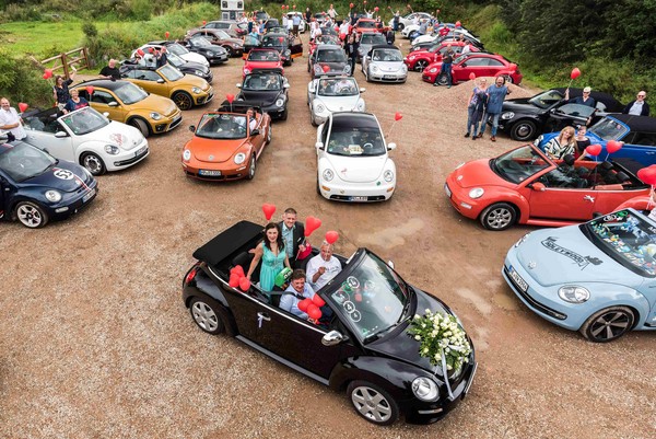720輛老中青「金龜」大集結　福斯Beetle車聚派對嗨翻天（圖／翻攝自Volkswagen）