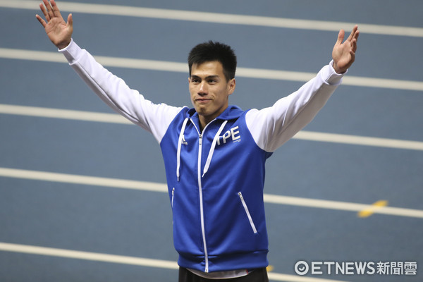 ▲▼0824 世大運男子100公尺金牌頒獎-楊俊瀚。（圖／記者黃克翔攝）