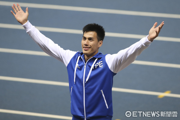 ▲▼0824 世大運男子100公尺金牌頒獎-楊俊瀚。（圖／記者黃克翔攝）