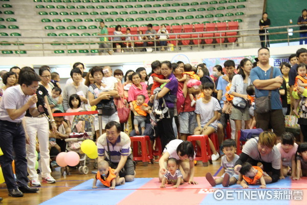 ‪台東縣政府辦理寶貝活力賽‧多元文化FUN心玩活動，吸引不少親子或是全家共同參與。（圖／台東縣政府提供）