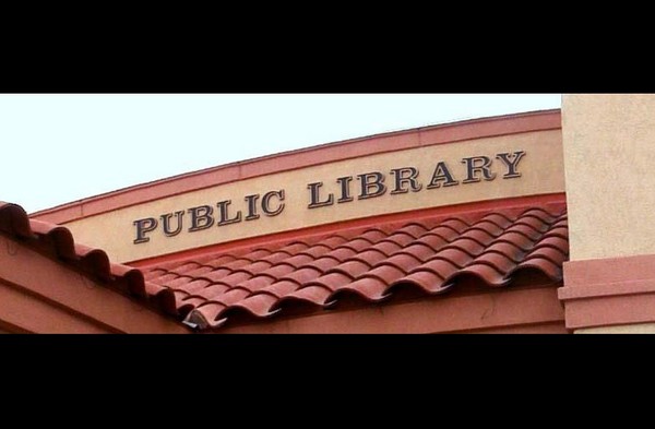 ▲▼美公立圖書館發生槍擊案。（圖／翻攝自facebook／The Eastern New Mexico News、Clovis-Carver Public Library）