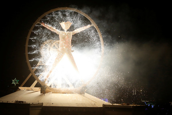 ▲▼美國內華達州（Nevada）28日展開一年一度的「火人祭」（Burning Man Festival）。（圖／路透社）