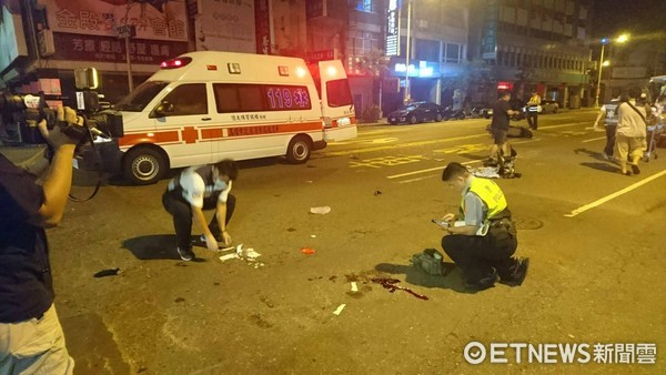 ▲高雄市30日凌晨傳出肇逃車禍。（圖／記者莊宜庭翻攝）