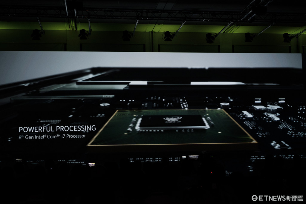 筆電全面導入Intel第八代CPU！柏林直擊宏碁IFA發表會。（圖／記者莊友直攝）