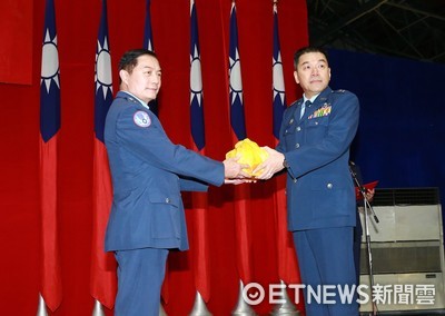 朱日和阅兵总指挥 韩卫国出任解放军陆军司令