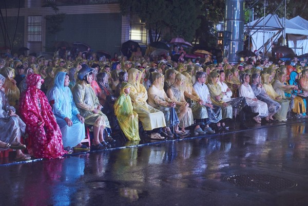 ▲▼優人神鼓《金剛心》震撼壓軸！新竹市「仲夏藝文季」今夏最終場逾3千名觀眾風雨無阻來看戲。（圖／取自新竹市政府官網）