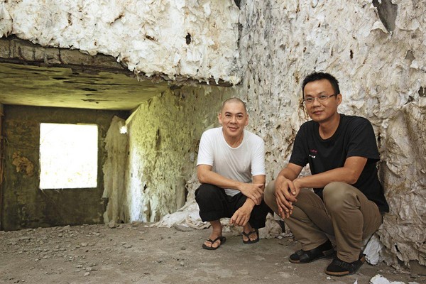 蔡明亮（左）與高俊宏攜手合作，為VR影片《家在蘭若寺》製造手作質感。