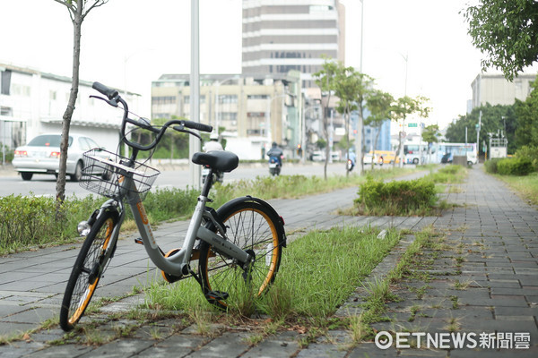 ▲▼obike,共享單車,腳踏車,租借,佔用,違規停放,無樁共享單車。（圖／記者周宸亘攝）