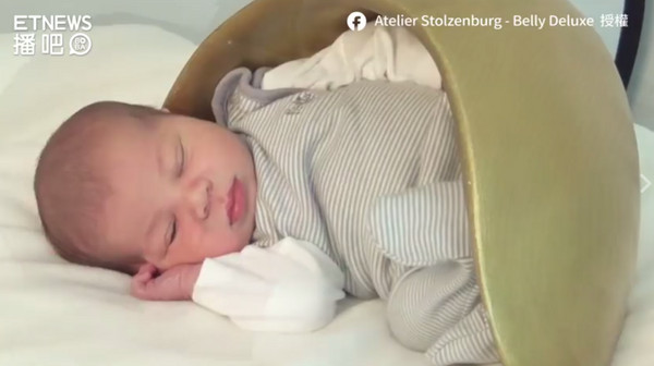 嬰兒幸福的在媽媽的肚子成長9個月。粉專「Atelier Stolzenburg - Belly Deluxe」在臉書上傳一段影片，用「孕婦的肚子」做出一個模型，等到小孩出生後，那模型就能讓小孩重溫在媽媽肚子裡的溫暖時刻。（圖／ETNEWS）