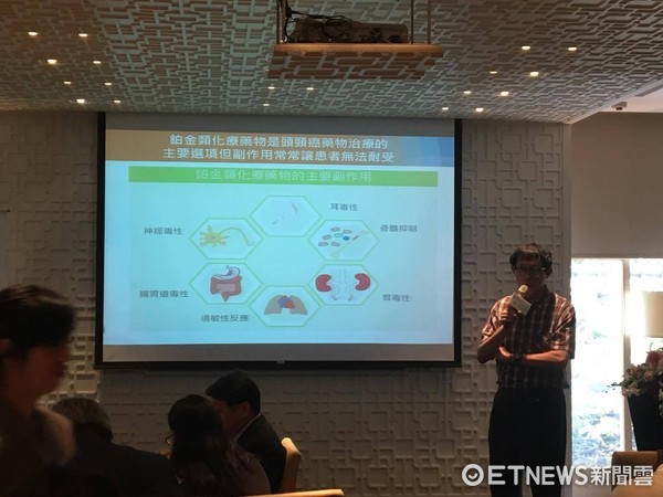 ▲馬偕醫院癌症中心張義芳主任、台北榮總腫瘤醫學部藥物治療科楊慕華主任。（圖／記者嚴云岑攝）