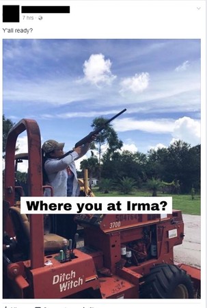 ▲▼佛州居民在臉書創活動頁要對艾瑪颶風開槍。（圖／翻攝自臉書Shoot At Hurricane Irma）