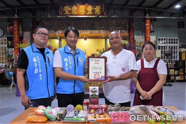 花蓮市無極慈靈慈惠堂中元普渡法會圓滿結束，180份供品及物資透過市公所社福公益平台，轉贈給社福機構及弱勢家庭。（圖／花蓮市公所提供）