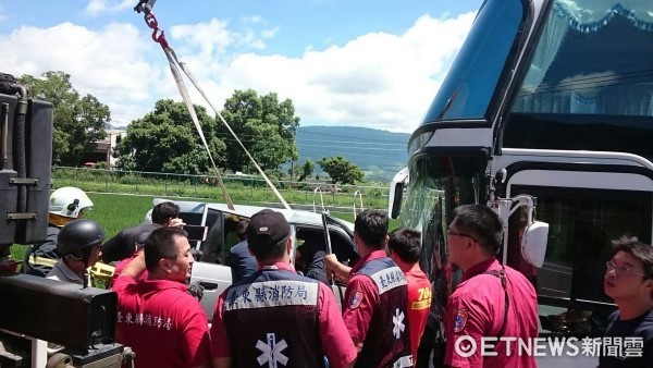 ▲台東關山11日中午發生死亡車禍。（圖／台東縣消防局提供）