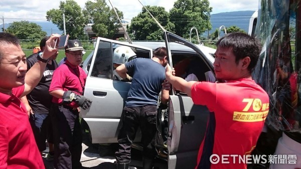 ▲台東關山11日中午發生死亡車禍。（圖／台東縣消防局提供）