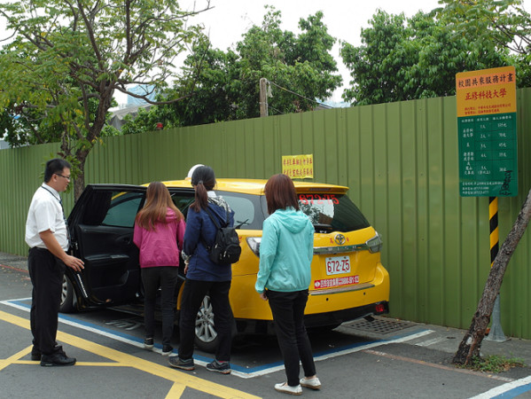 ▲▼高市推動校園計程車共乘計畫，因應大專院校開學，交通局加碼，新增開往高師大、高應大2所大學。（圖／高雄市政府提供）