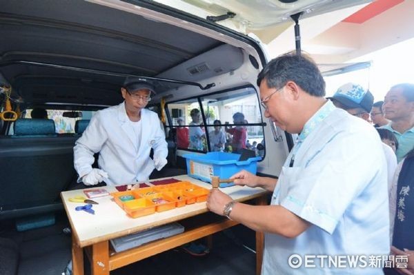 ▲桃園市老少玩具車啟動，讓祖孫之間透過玩具共享共學。（圖／桃園市政府提供）