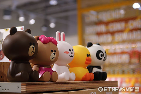 ▲ LINE FRIENDS STORE 新光三越台中中港店。（圖／記者鄭惟仁攝）