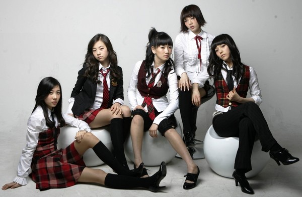 ▲Wonder Girls最初期成員：昭熙、泫雅、先藝、善美、譽恩。（圖／翻攝自Wonder Girls官網）