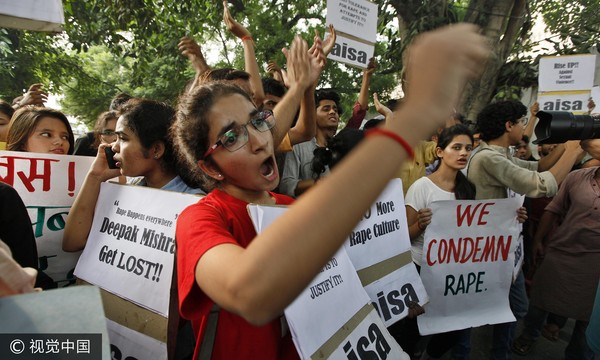 印女採訪了100位強姦犯後，發現「砍掉重練」是唯一的出路（圖／視覺中國）