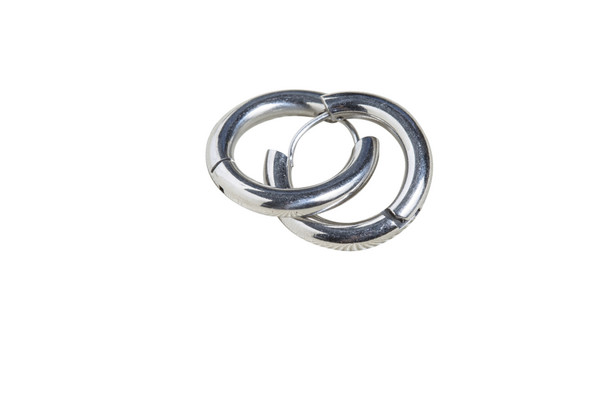 西門町買的金屬耳環。約NT$490