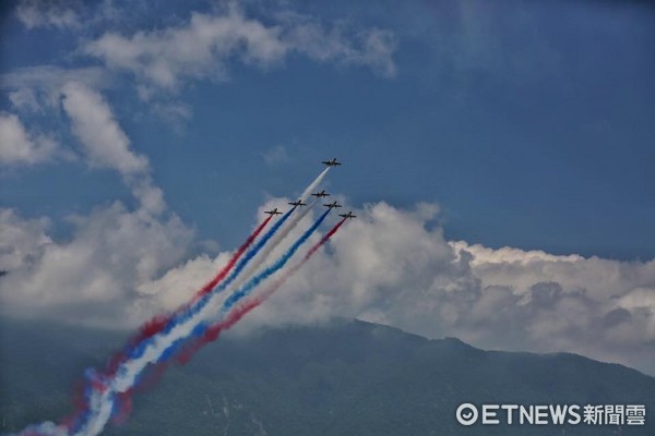 ▲▼空軍雷虎小組戰技操演。（圖／記者林世文攝）