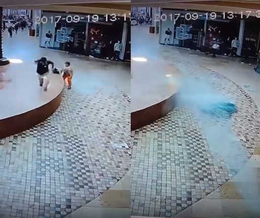▲▼ 墨西哥7.1強震來襲，購物中心大量玻璃墜落，婦人2度死裡逃生。（圖／翻攝自Youtube）
