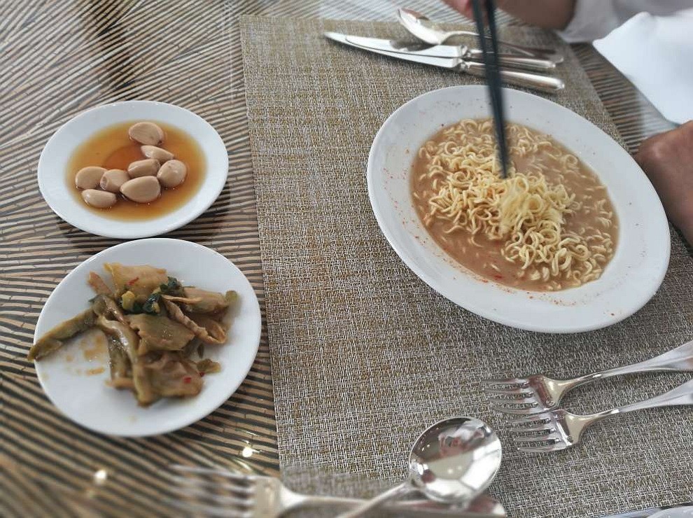 ▲▼中國首富馬雲的一餐照片曝光。（圖／翻攝自阿里戴珊微頭條）