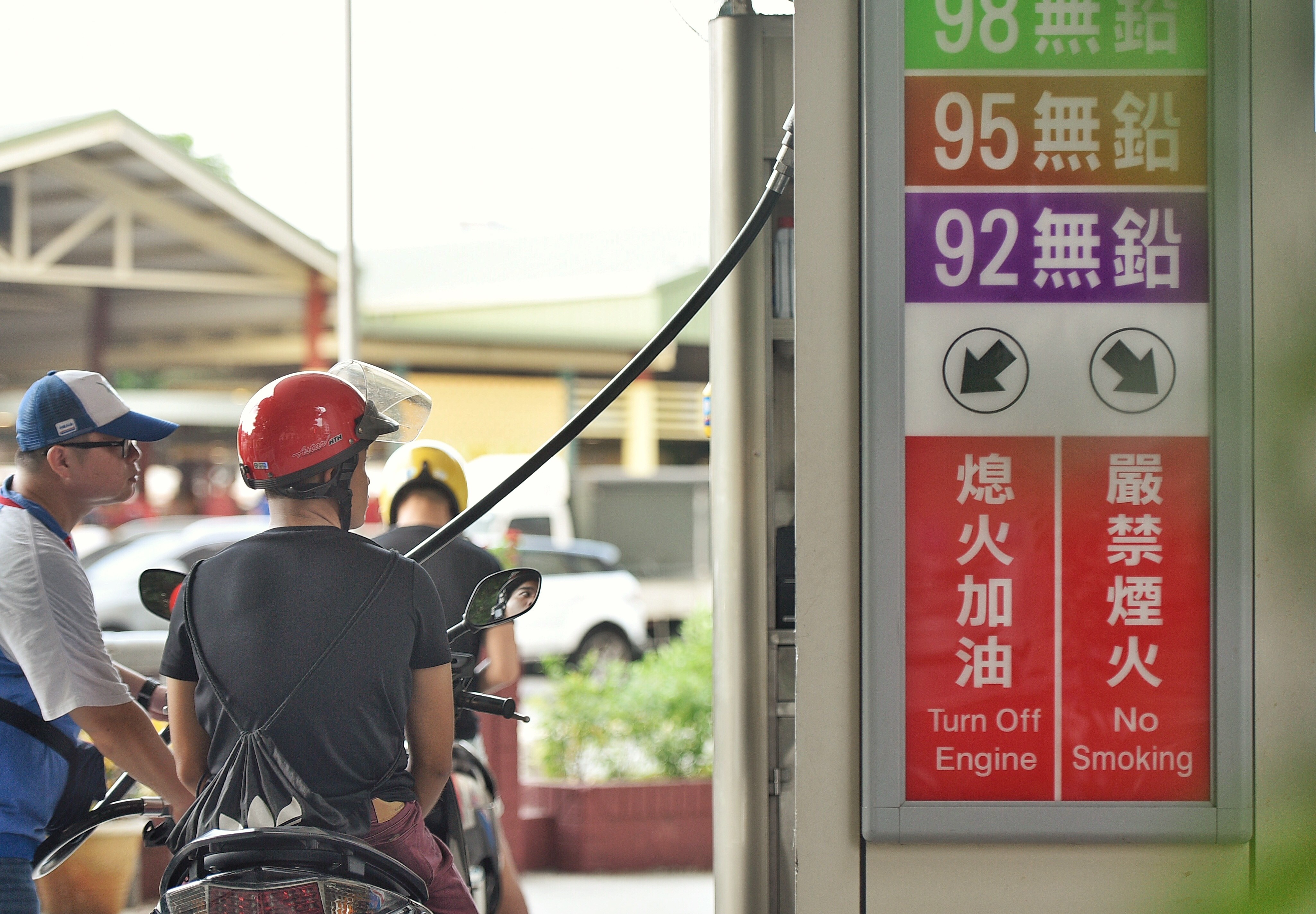 ▲▼  加油站,中國石油,油價           。（圖／記者張一中攝）