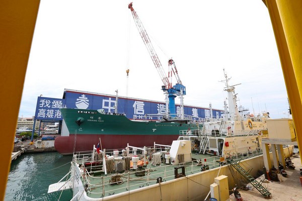 中信造船集團在高雄擁有5個造船廠，去年營收40億元。