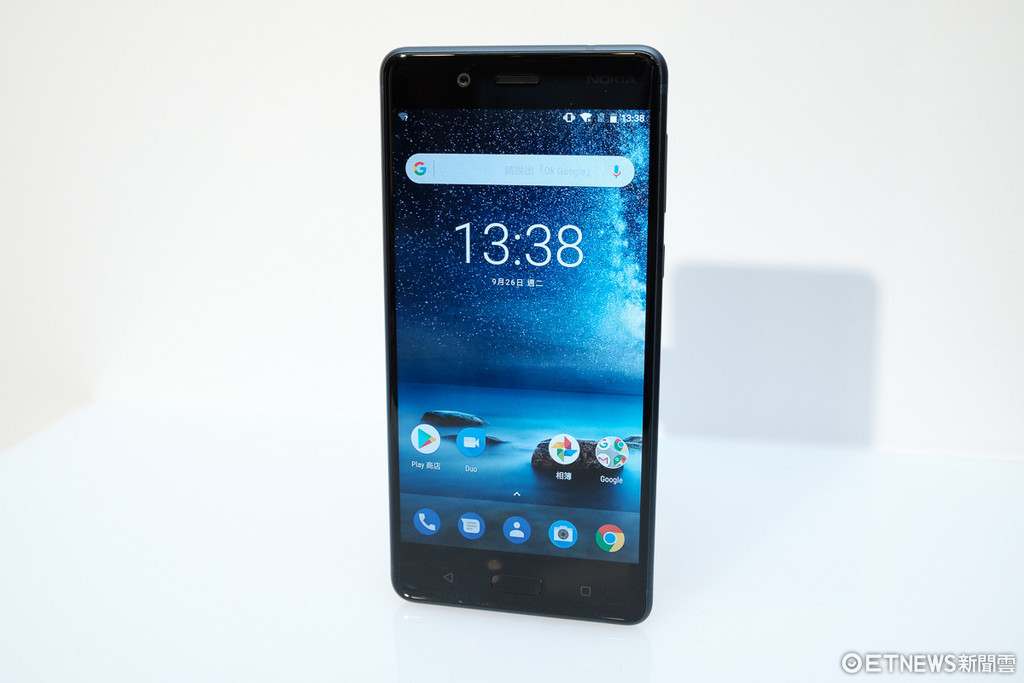 售15,900、硬碰小米6！搭S835、蔡司雙鏡的NOKIA 8上市。（圖／記者莊友直攝）