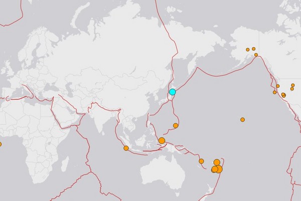 ▲▼ 日本岩手縣外海凌晨6.0地震。(圖／翻攝自USGS)