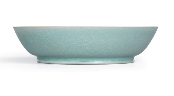 ▲曹興誠汝窯11.5億賣出　「天青釉洗」破中國瓷器拍賣紀錄。（圖／蘇富比）