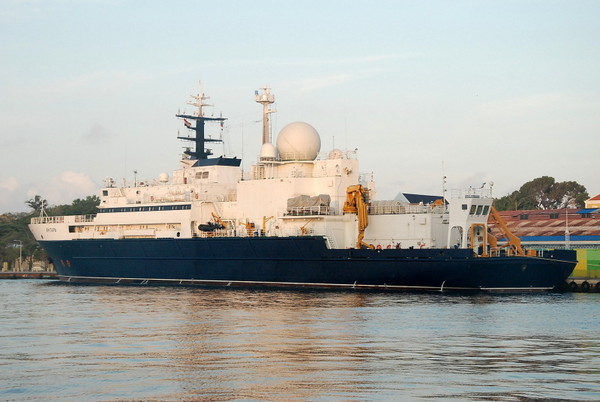 ▲▼「琥珀」號海洋調查船是俄羅斯中央海事設計局（CMDB）研製的。（圖／翻攝自Shipspotting網站）