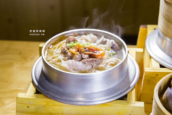 ▲小二月飯湯 高雄中華店。（圖／虎麗笑嗨嗨提供）