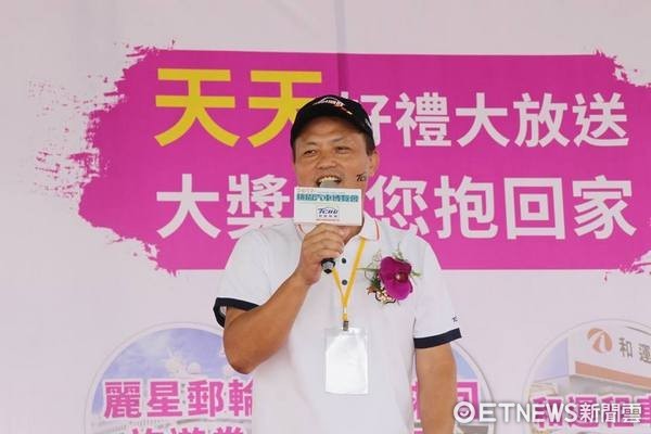 ▲桃園市長鄭文燦於「2017桃園汽車博覽會」指出，市府研議報編產專區劃作「桃園汽車城」，炒熱汽車交易。（圖／鍾陽正提供）