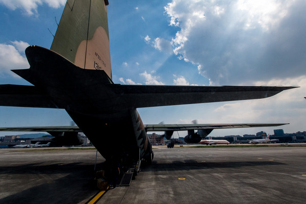 ▲C-130運輸機,中型戰術運輸機,C-130艙內空間。（圖／記者林世文攝）