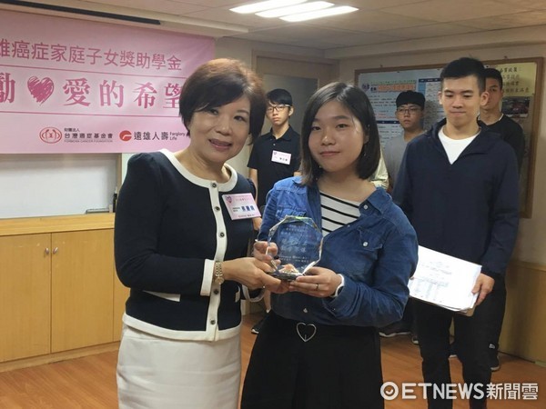 ▲首次唱《爸爸》成訣別　堅強女高生被cue...第一句就淚崩。（圖／記者嚴云岑攝）