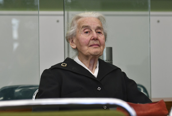 ▲▼ 德國88歲「納粹奶奶」煽動仇恨，否認猶太大屠殺再度被判刑。（圖／達製影像／美聯社）
