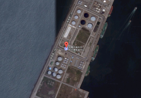 台中港工安意外，越籍移工疑遭強陣風吹落，墜40公尺不治。（圖／翻攝自Google Map）