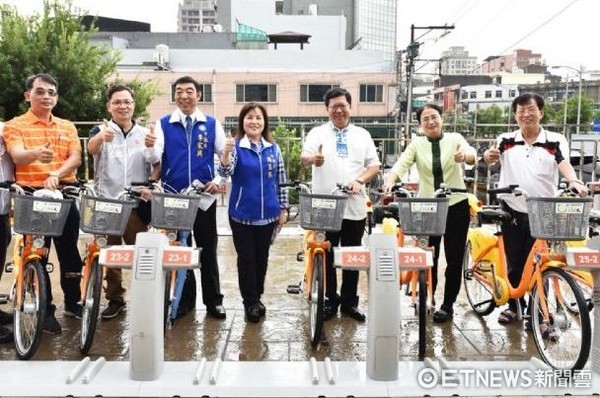▲楊梅區首批公共自行車租賃站啟用。（圖／桃園市政府提供）