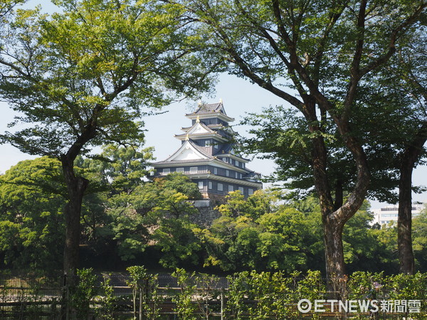 ▲岡山後樂園與岡山城。（圖／記者彭懷玉攝）