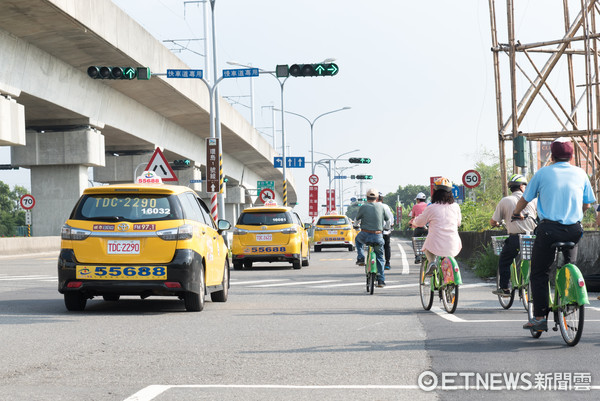 ▲台南推「行車享長綠一路暢行去」，讓改善交通很有感。（圖／交通局提供）