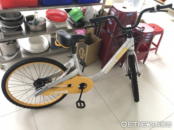 ▲男子破壞obike鎖頭行竊，因心虛逃逸落網。（圖／記者林煒傑翻攝）