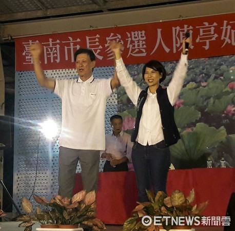 ▲前台南縣長陳唐山機要秘書王幸男，呼籲台南溪北鄉親，聰明選擇下一任的市長，推薦陳亭妃最適合。（圖／陳亭妃提供）